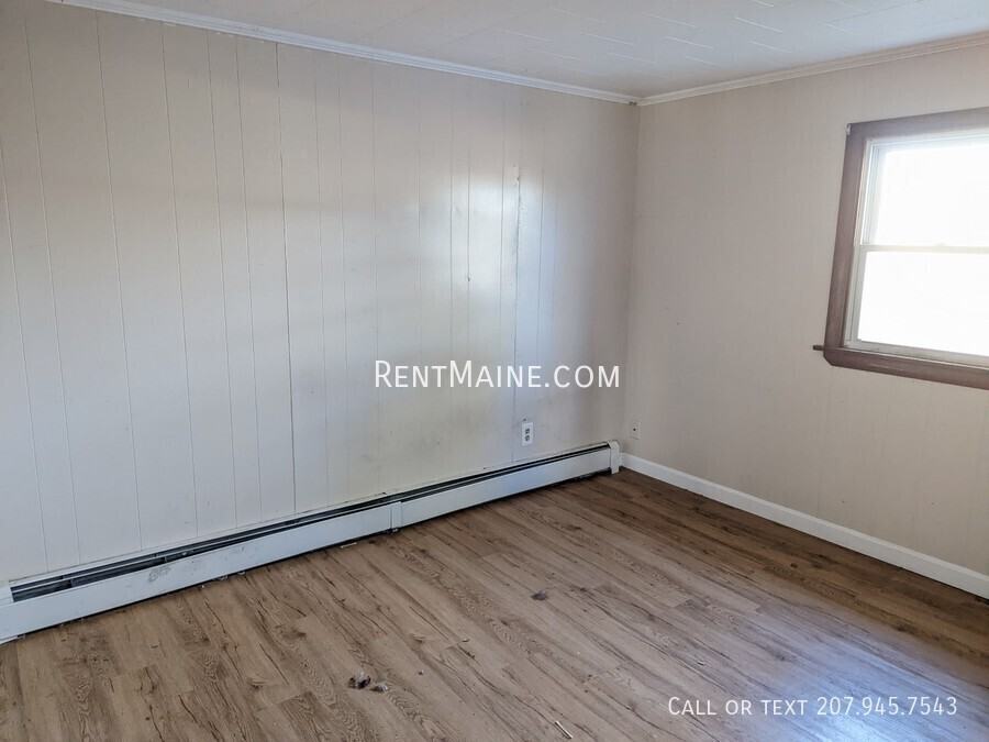 797 Stillwater Ave #2 - Photo 3 of 13