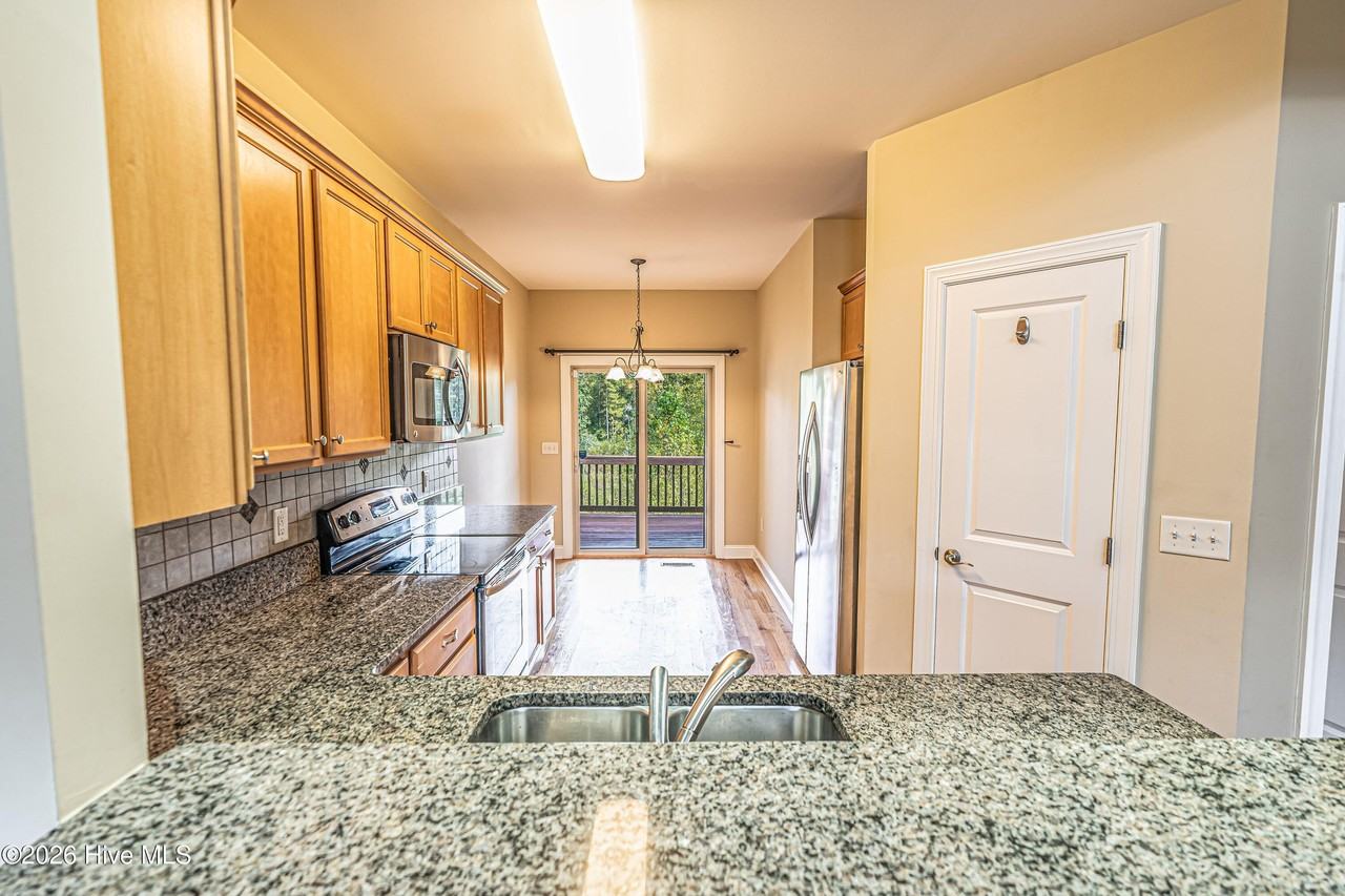90 Cypress Cir - Photo 3 of 23