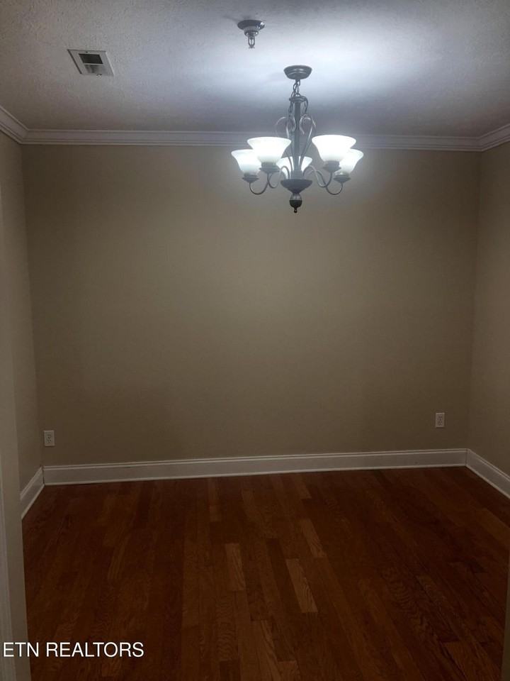 13 Ridgeway Rd #2G - Photo 5 of 8