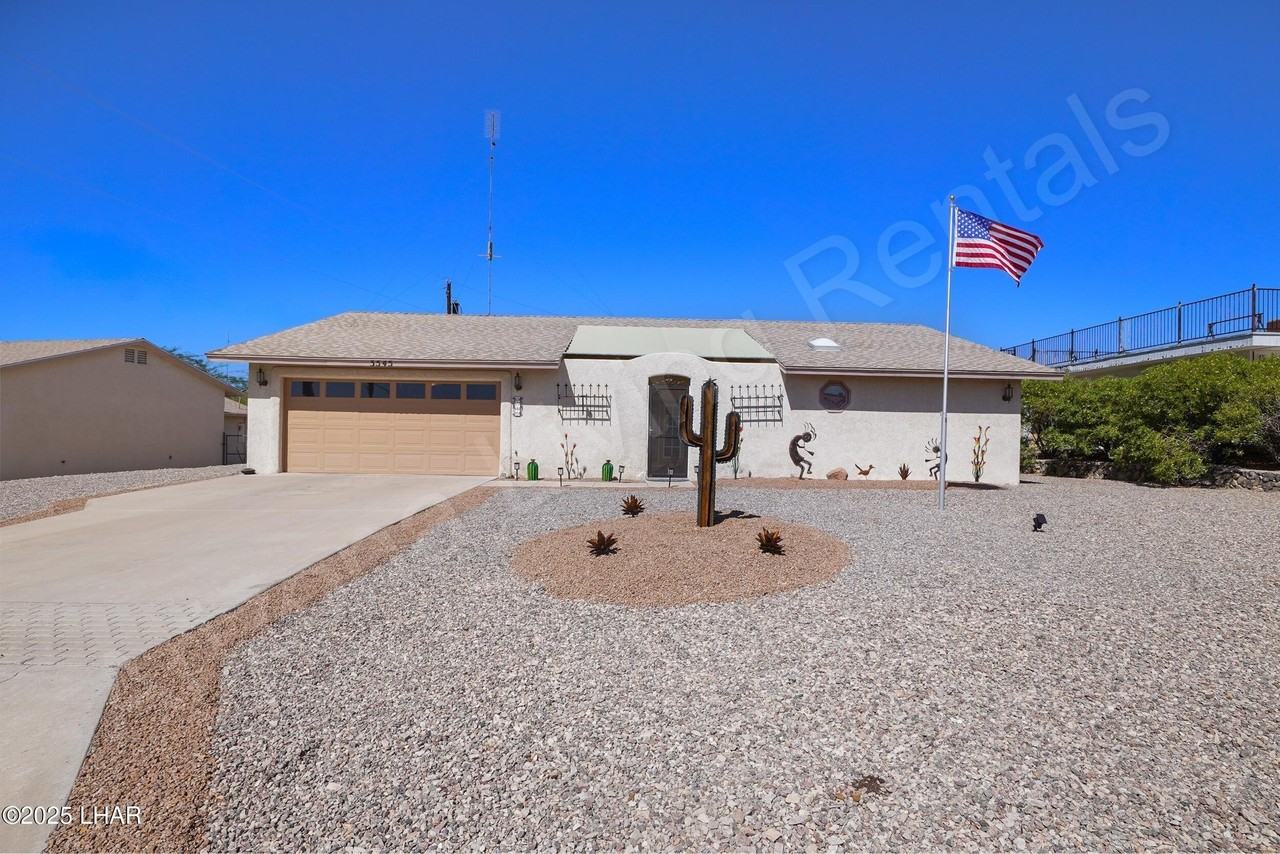 3545 Chemehuevi Blvd