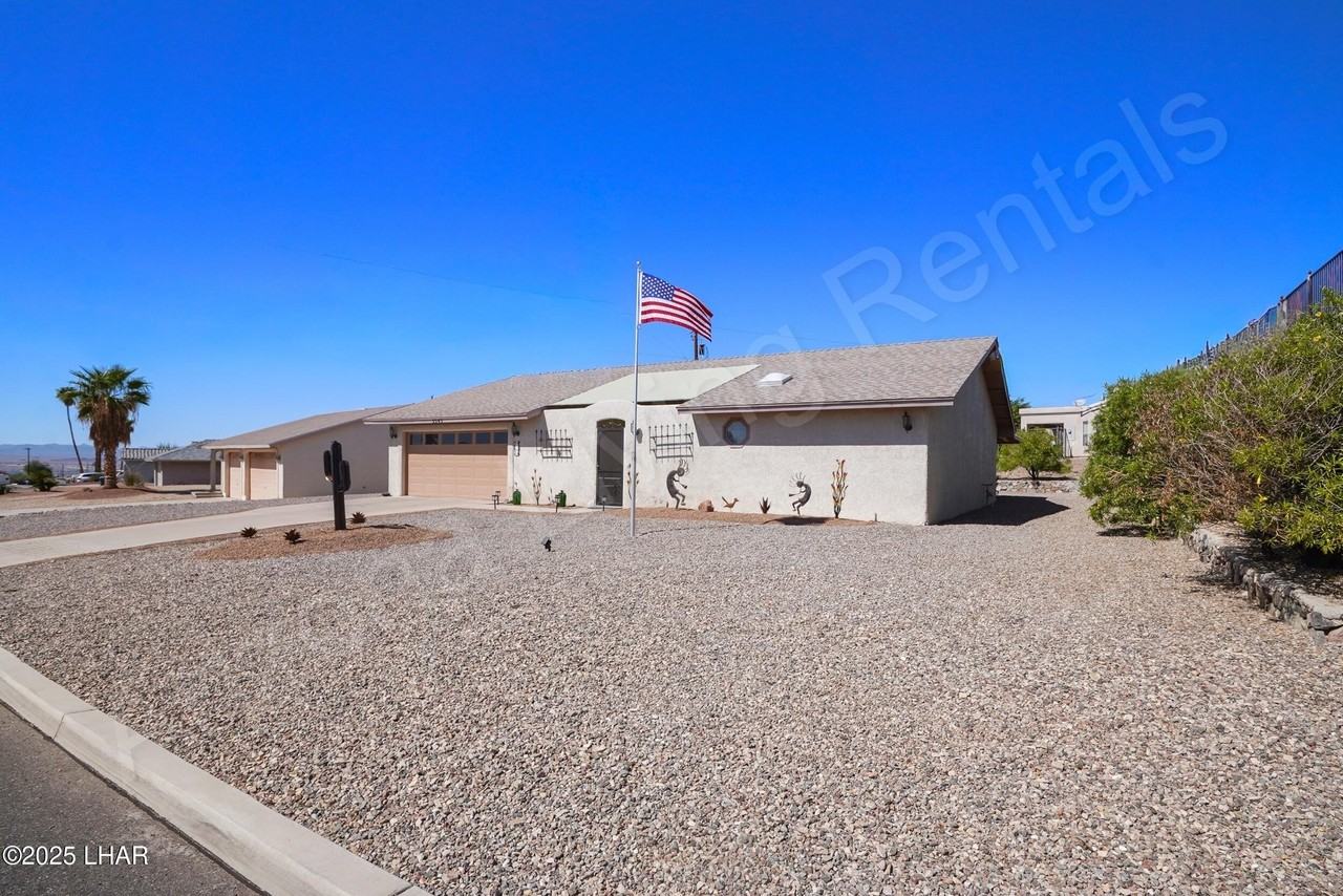 3545 Chemehuevi Blvd - Photo 2 of 23