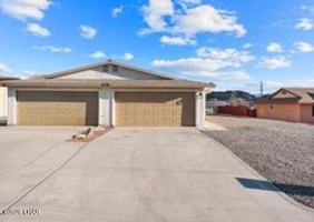 featured image of 3270 Osborn Dr #102
