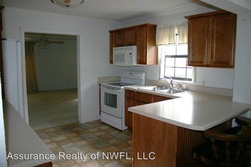 5575 Fleming Dr - Photo 2 of 15