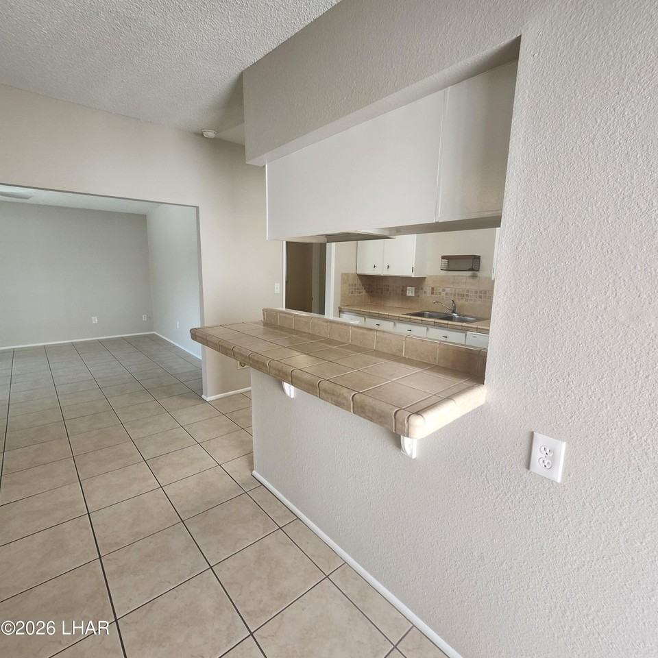 143 Monsoon Ln - Photo 7 of 32