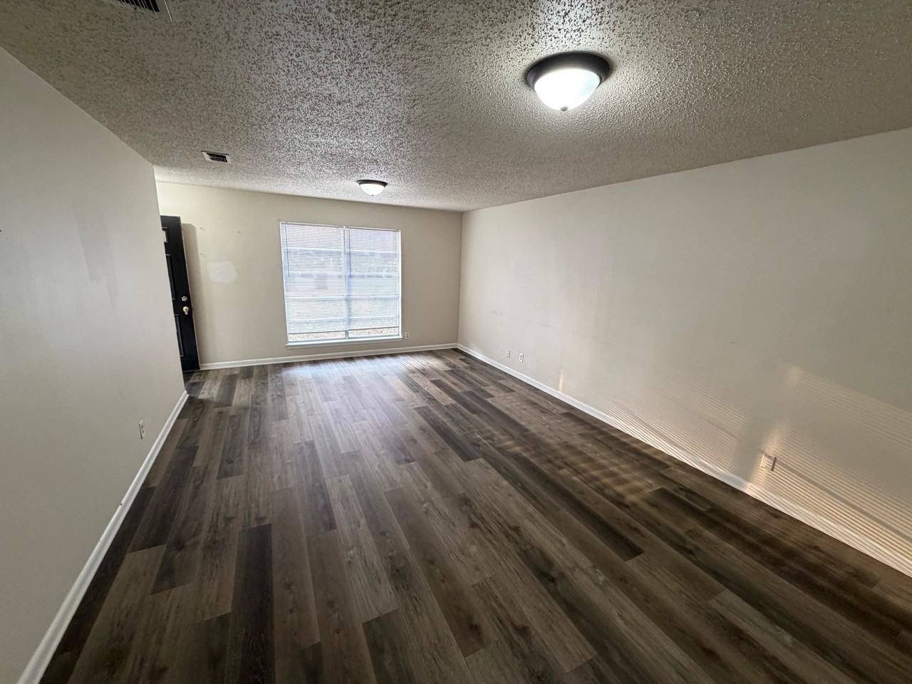 3500B Denson Dr - Photo 6 of 10