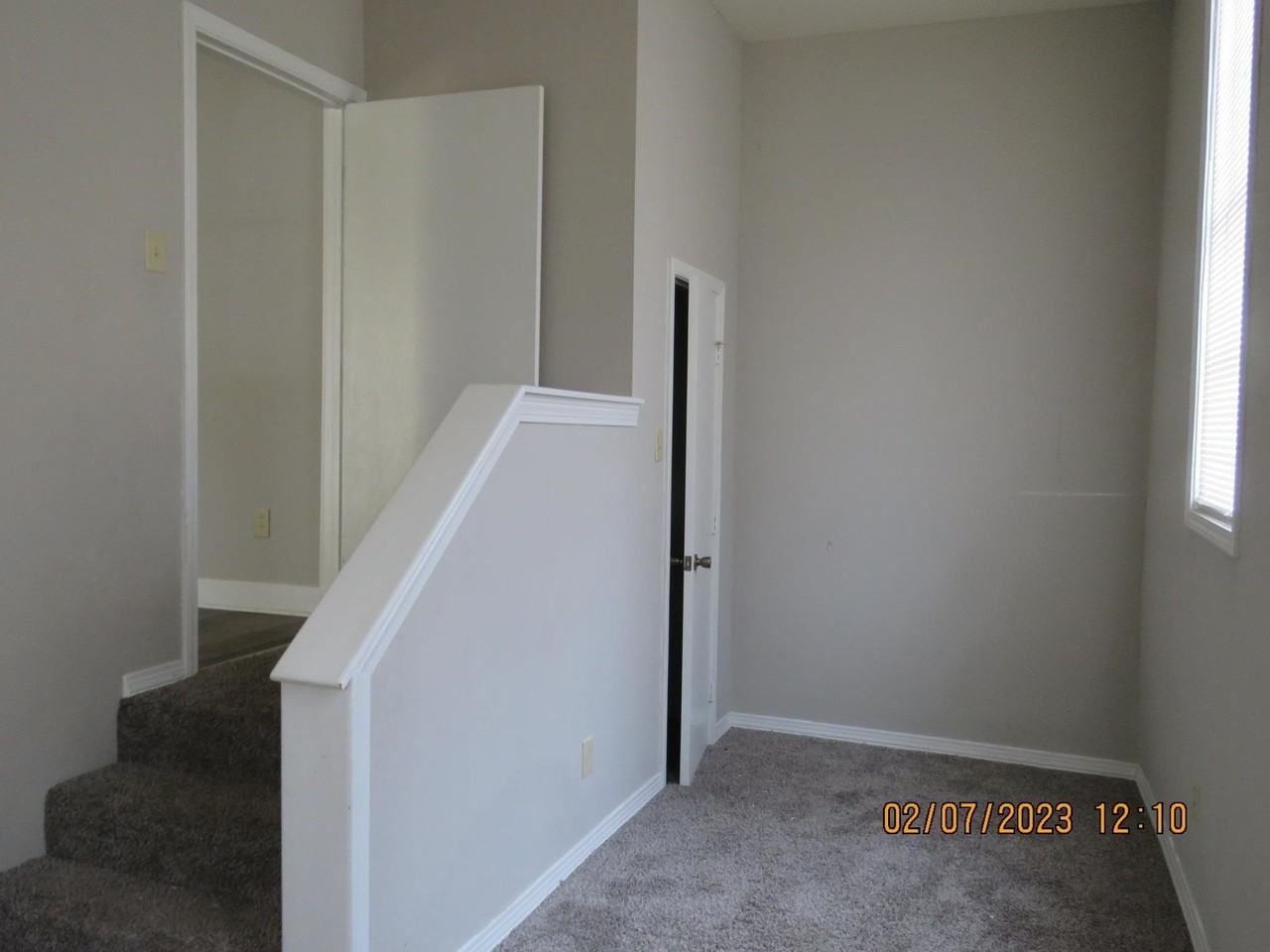 106 W Jewell Dr - Photo 5 of 22