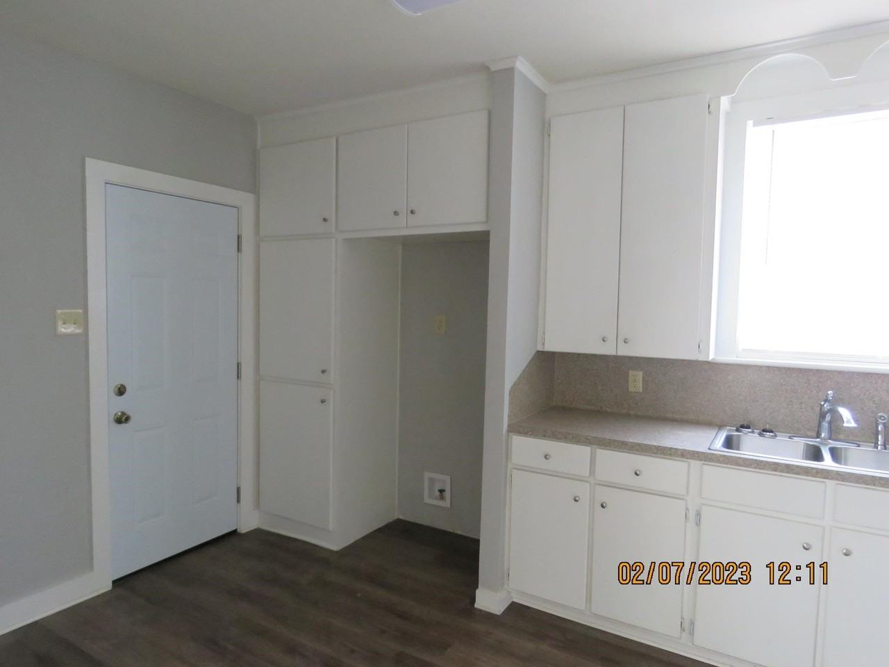106 W Jewell Dr - Photo 7 of 22