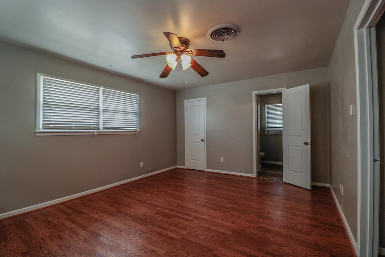 4906 17th Pl - Photo 6 of 11