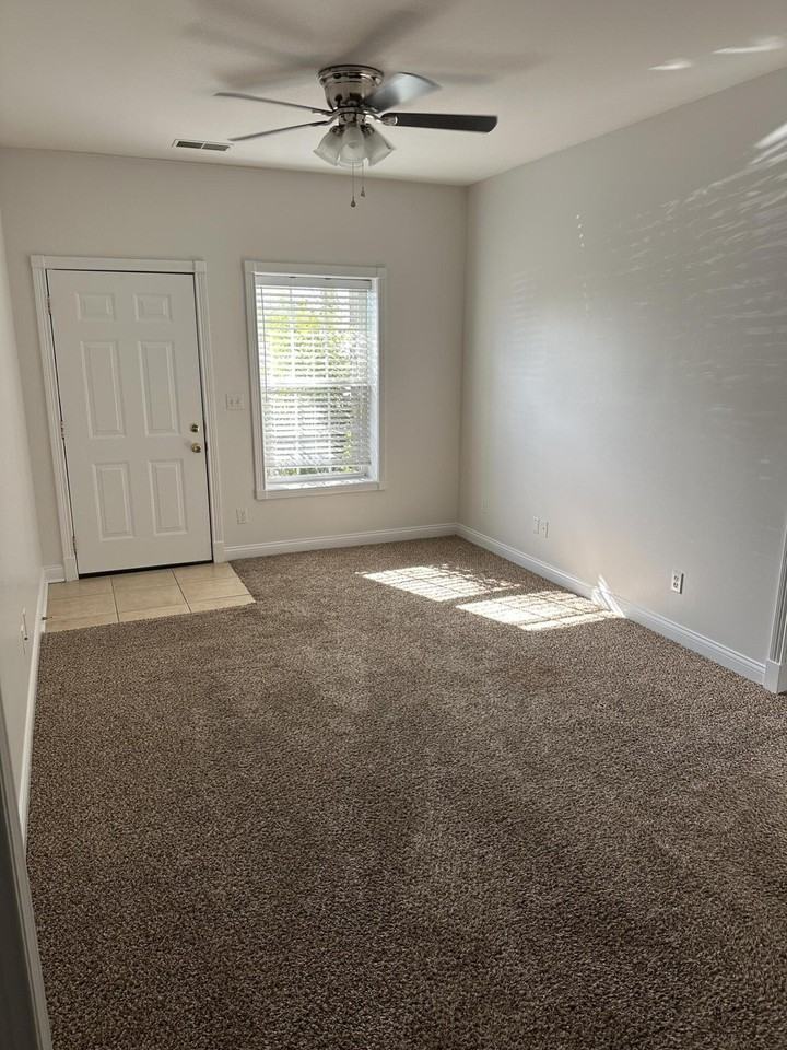 6 Hudson Hollow Rd #23 - Photo 4 of 46