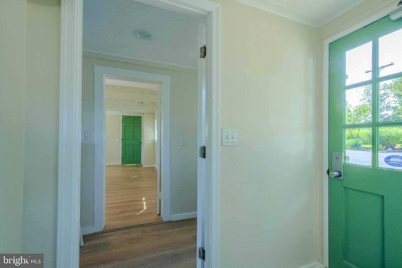 6062 Drum Point Rd - Photo 2 of 17