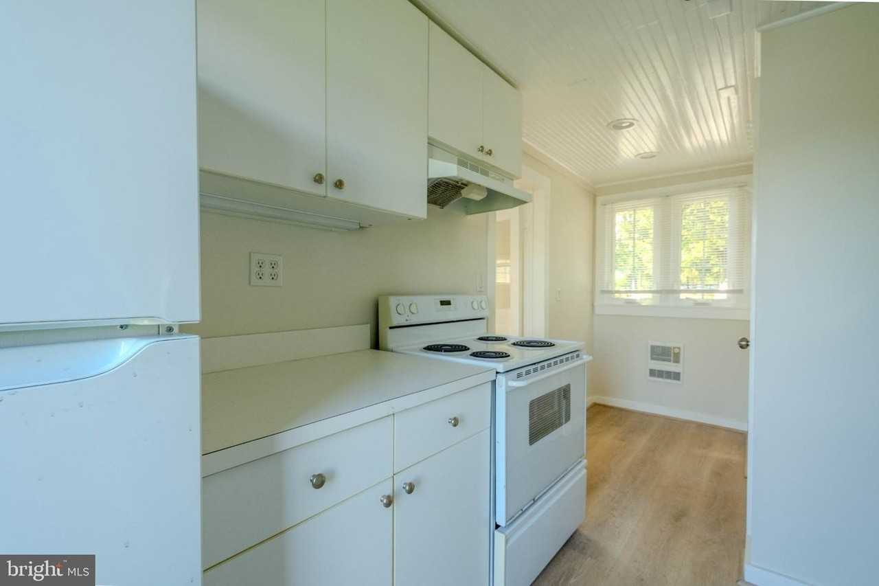 6062 Drum Point Rd - Photo 5 of 17