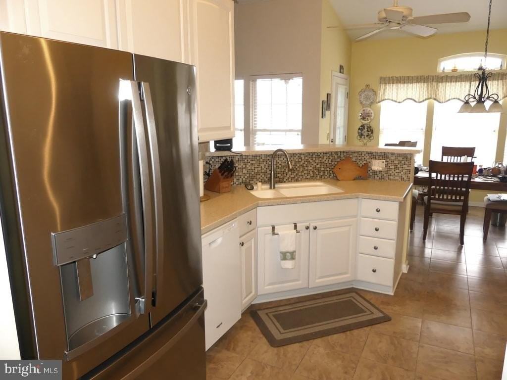 207 Kings Crossing Cir - Photo 2 of 28