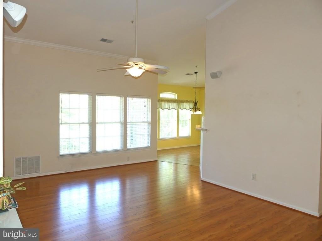 207 Kings Crossing Cir - Photo 3 of 28