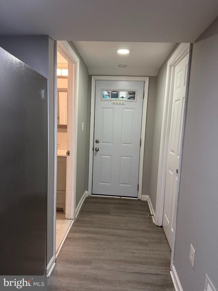 8302 Stanwood St - Photo 5 of 8