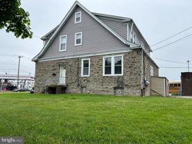 6370 Oxford Ave - Photo 1 of 1