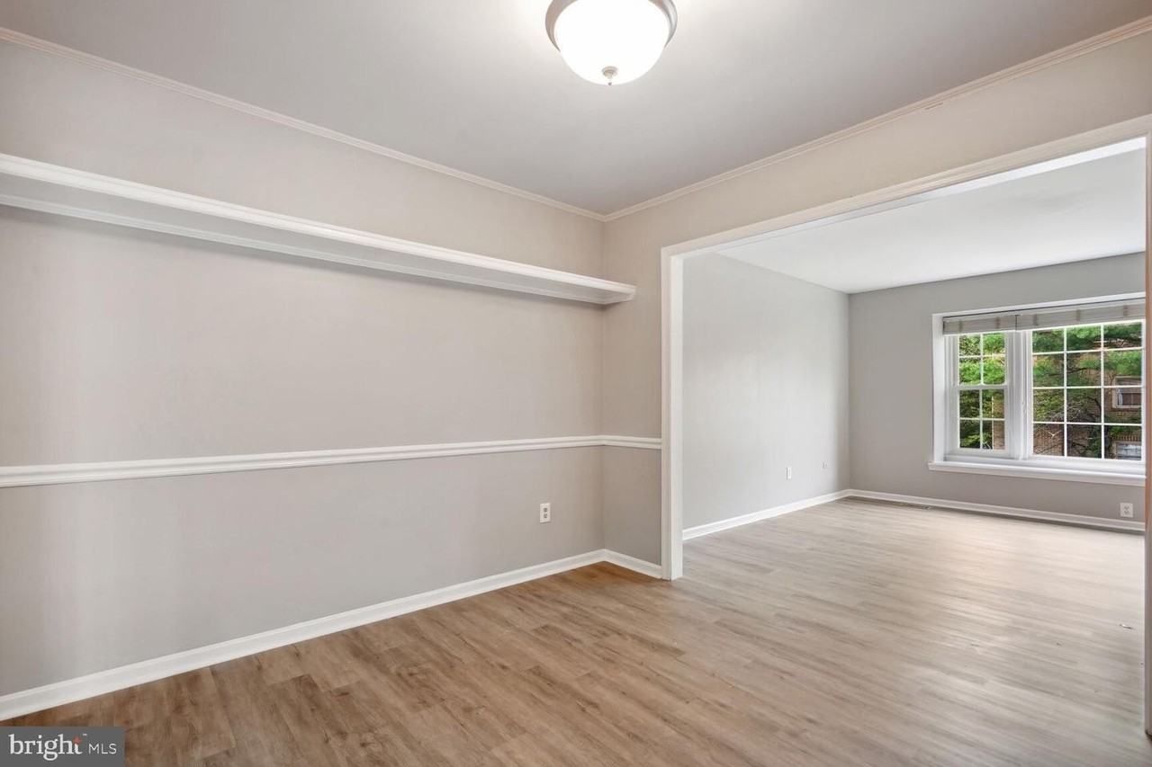 10205 Provincetown Ct - Photo 6 of 28