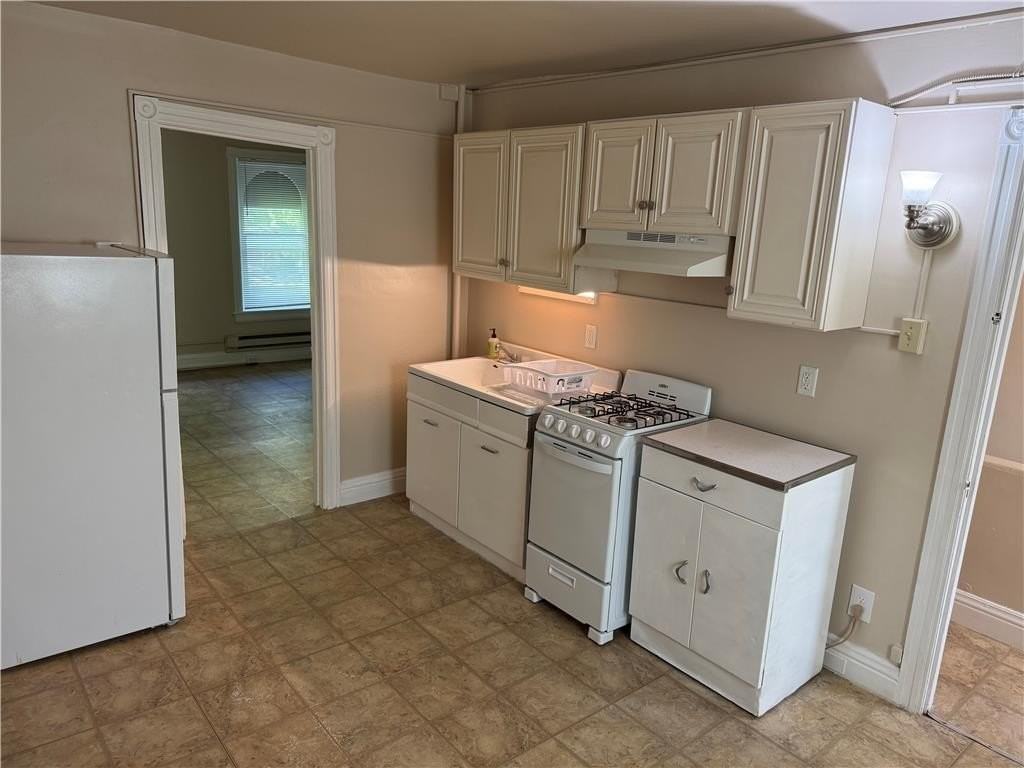 1513 1/2 Chew St #3 - Photo 2 of 11