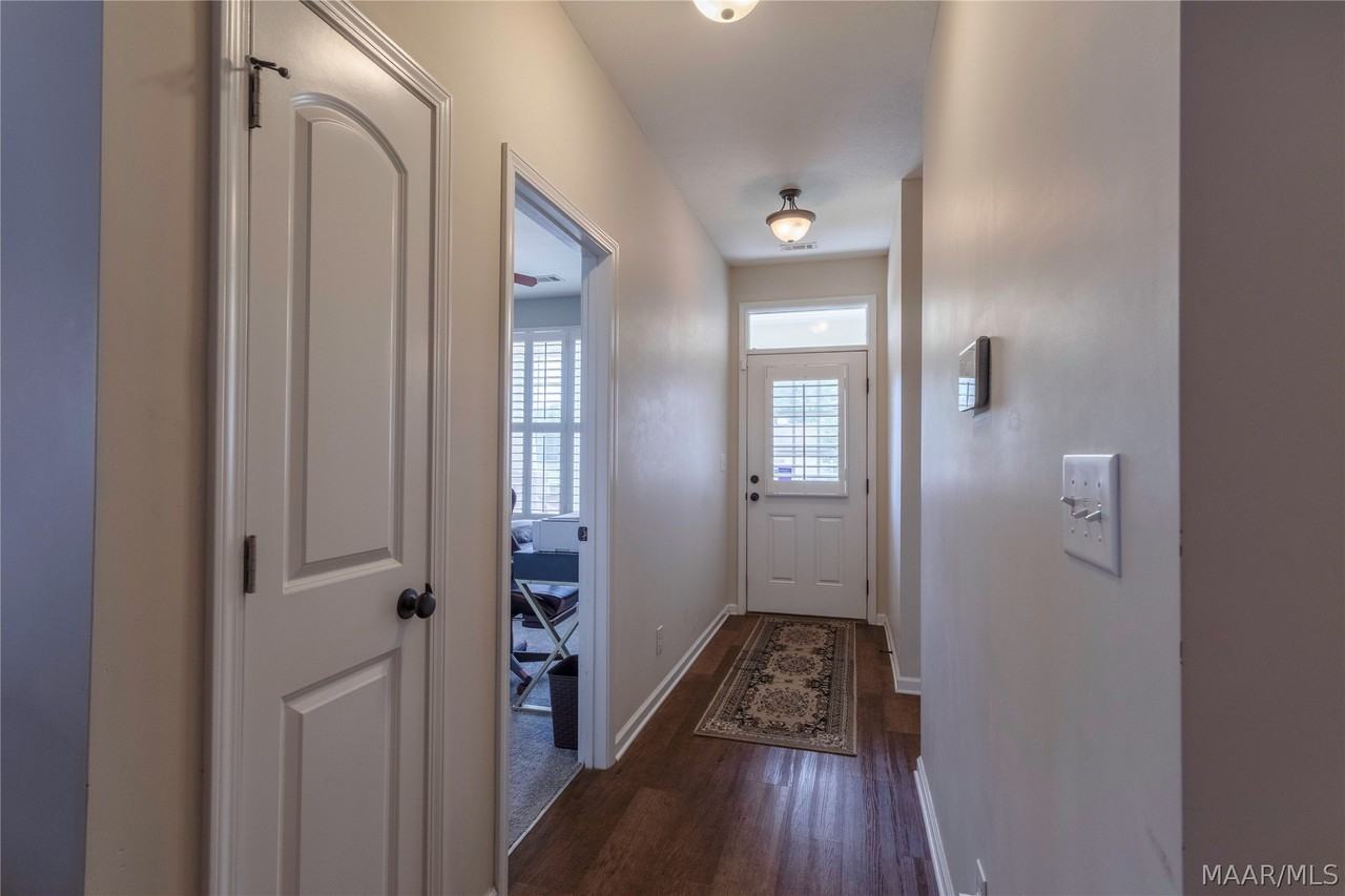 3909 Brookshire Way - Photo 7 of 26