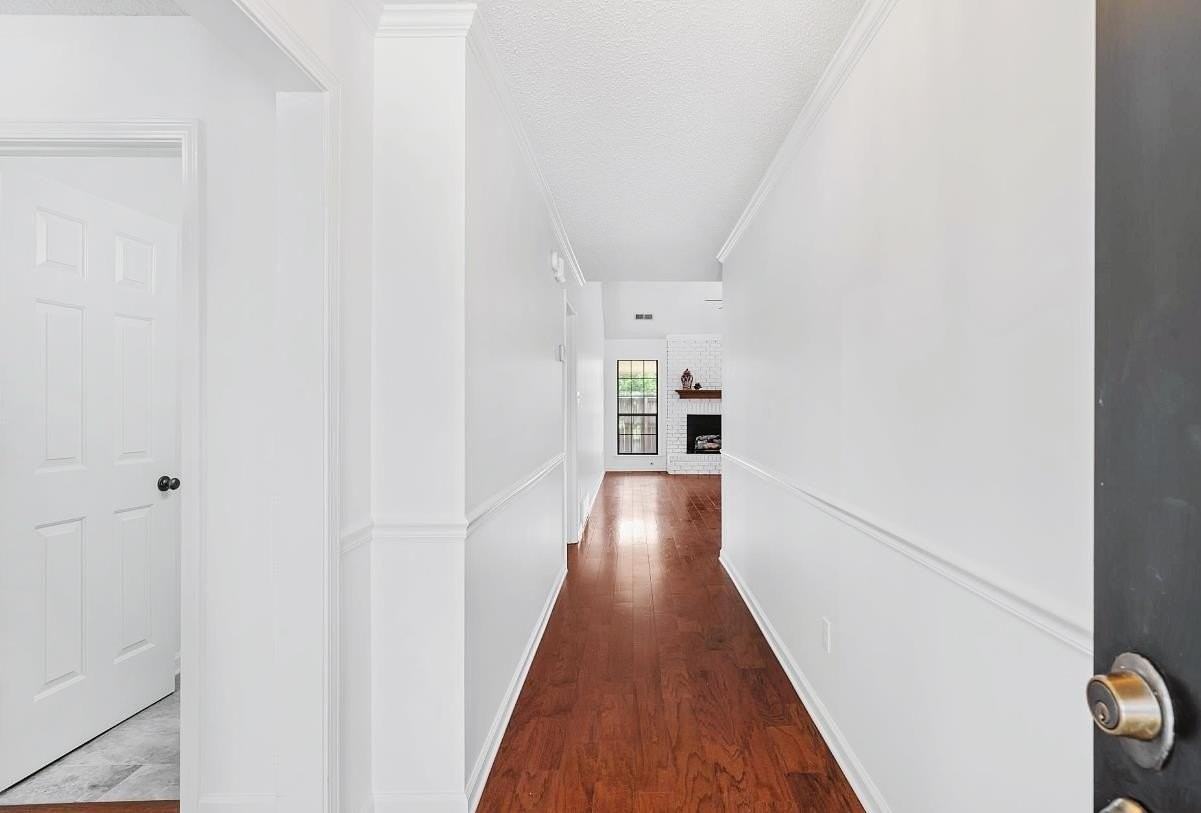 1179 Scarlet Tanager Ln - Photo 2 of 13