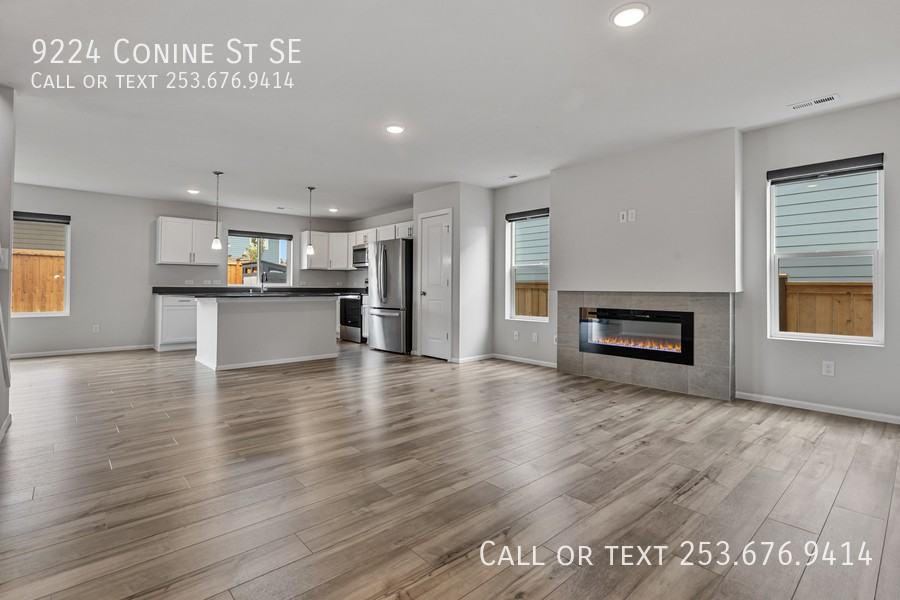 9224 Conine St Se - Photo 4 of 28