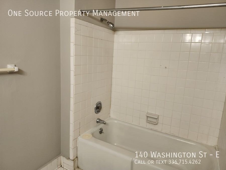 140 Washington St #E - Photo 6 of 8