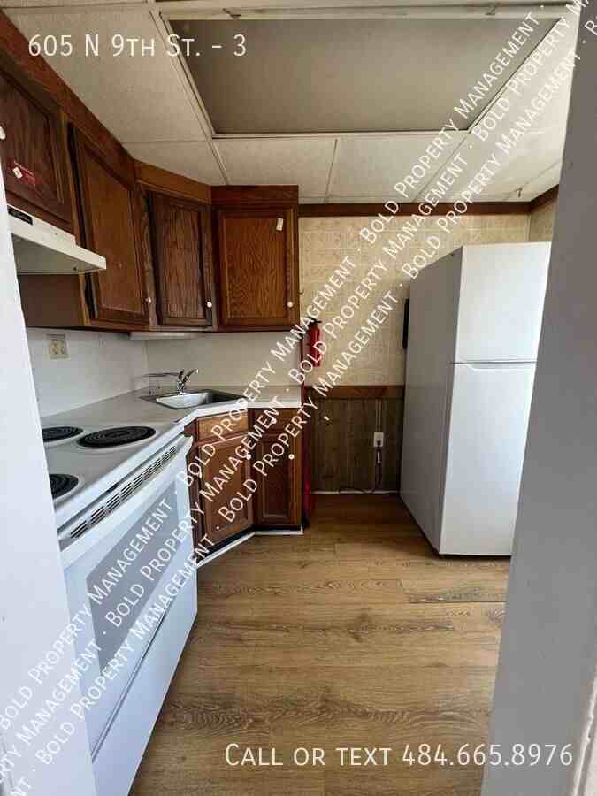 605 N 9th St #3 - Photo 5 of 8