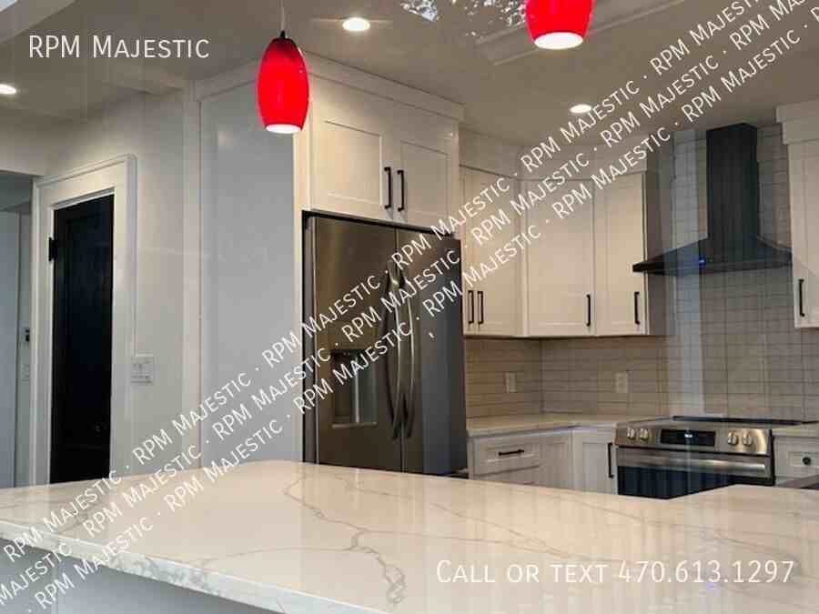 1134 Donnelly Ave Sw - Photo 5 of 21