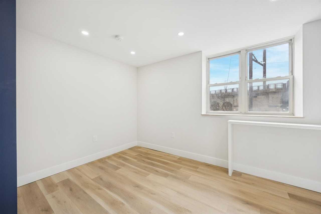 4522 Baker St #3 - Photo 3 of 13