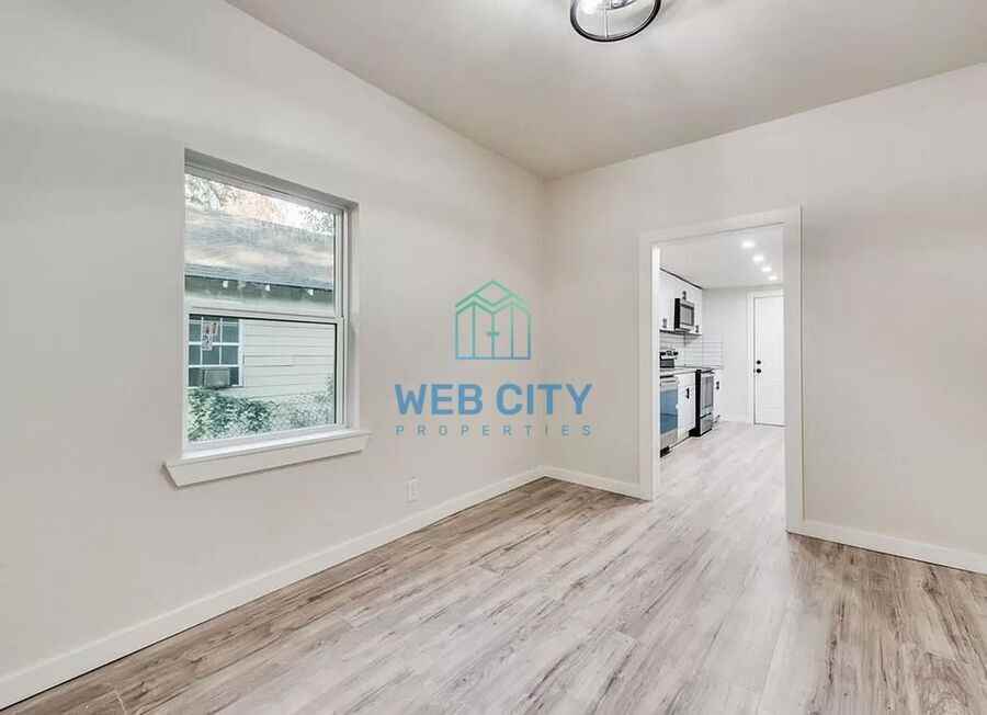 2826 Casey St - Photo 5 of 8
