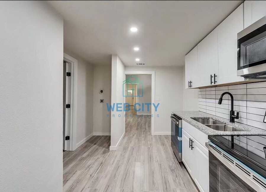 2826 Casey St - Photo 7 of 8