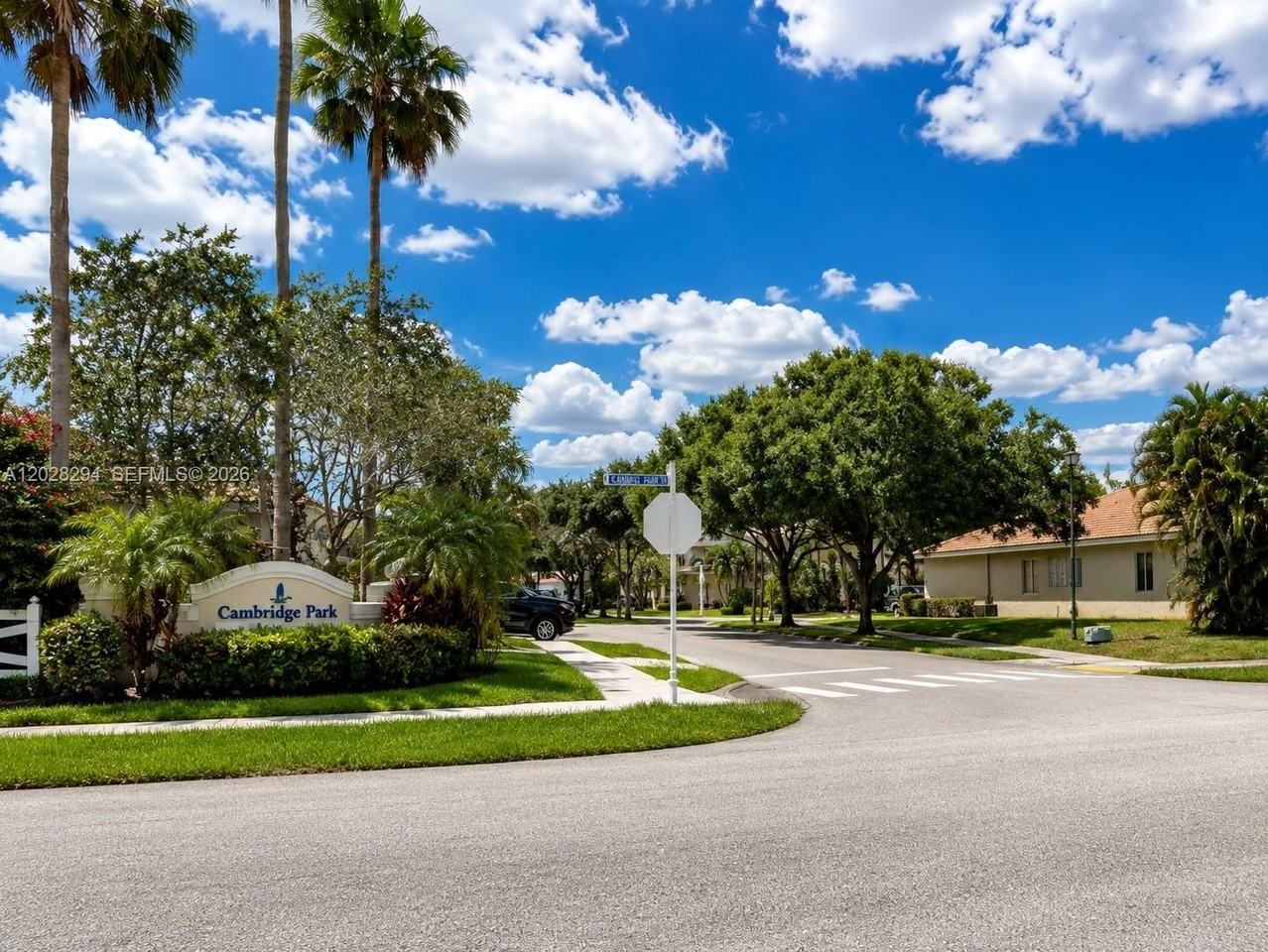 5528 Lake Tern Ct - Photo 2 of 25