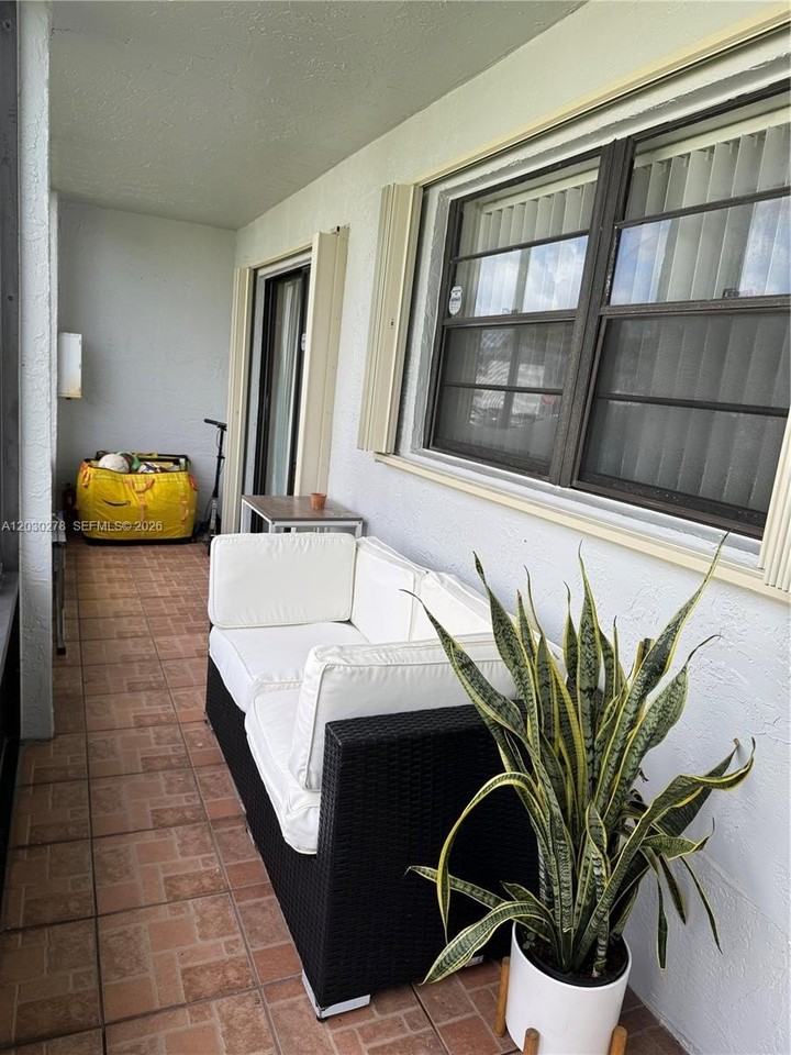 18250 Mediterranean Blvd #2-15 - Photo 4 of 13