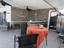 featured image of 1870 W 64th St