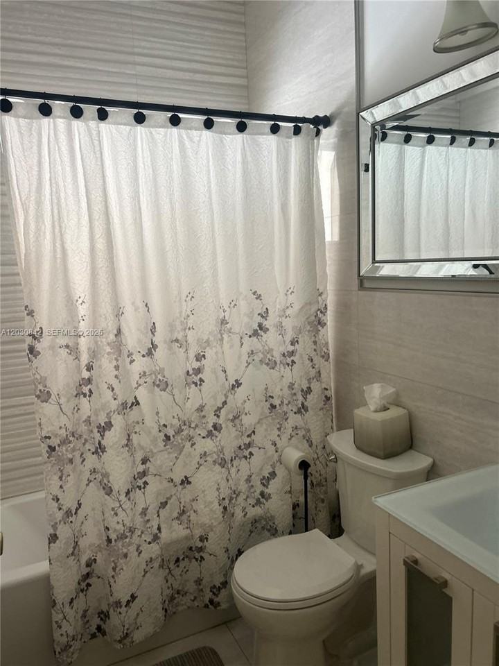 3073 Sw 140th Ave #3073 - Photo 2 of 17