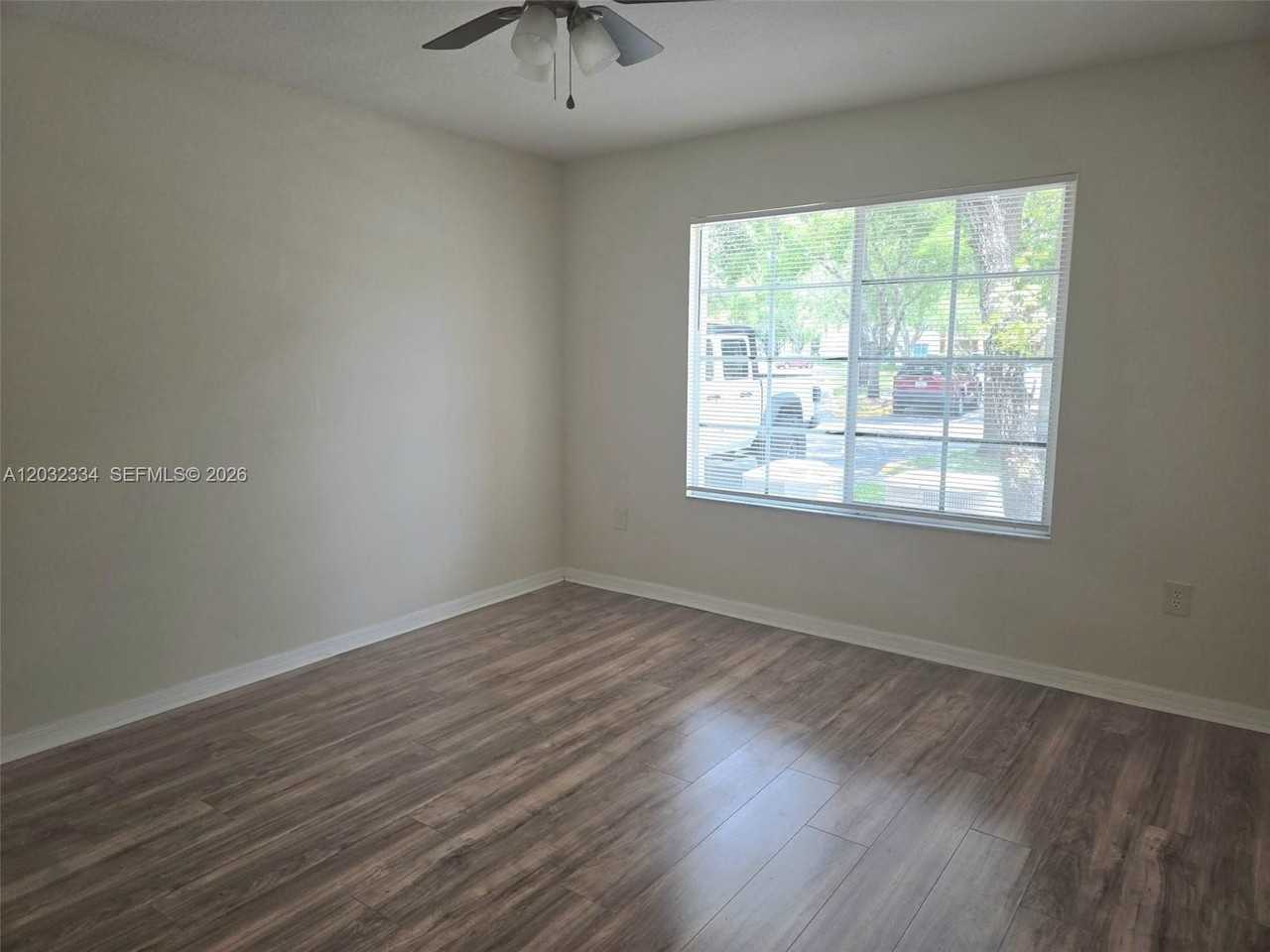 4151 San Marino Blvd #103 - Photo 7 of 17