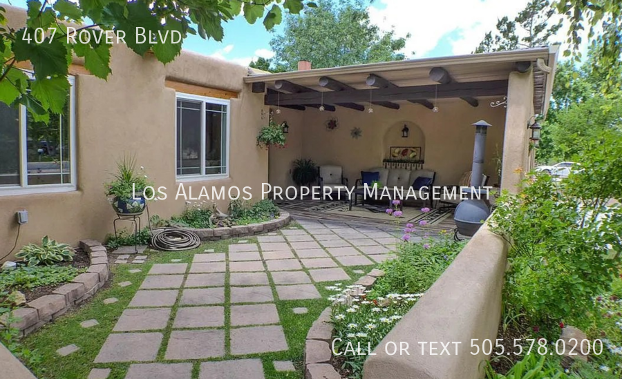 407 Rover Blvd - Photo 4 of 25