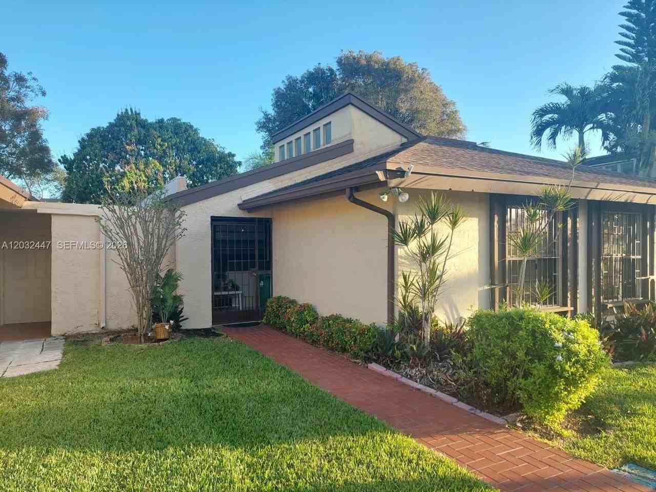 9119 Sw 129th Ln #0 - Photo 3 of 50