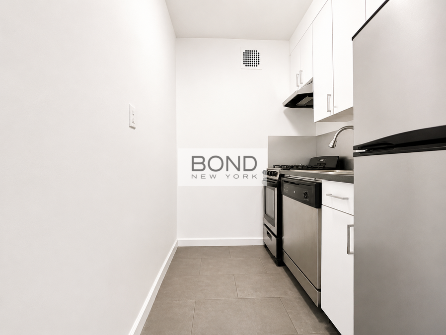 43 E 74th St #A - Photo 5 of 8