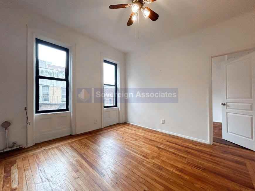 3139 Broadway - Photo 4 of 10