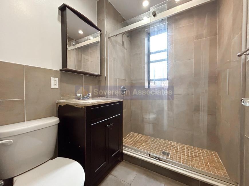 3139 Broadway - Photo 7 of 10