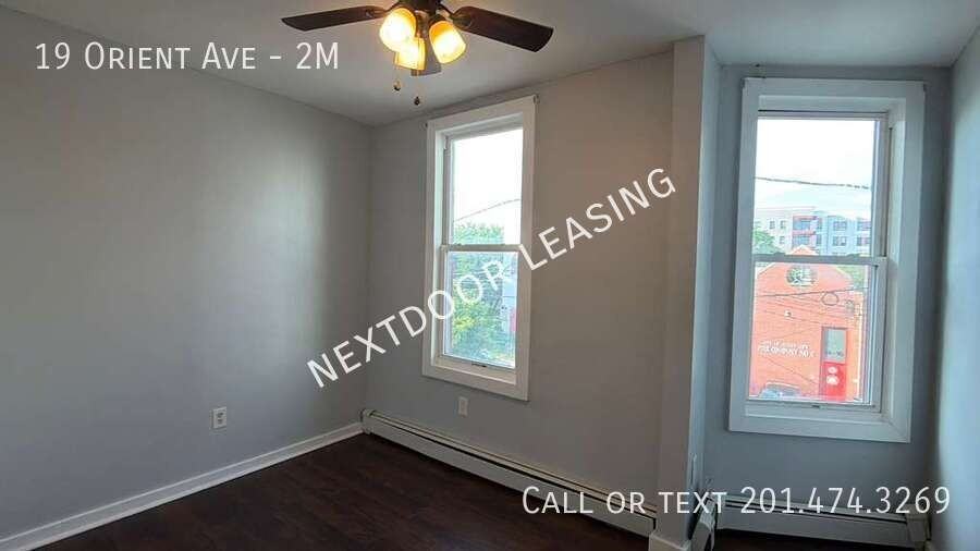 19 Orient Ave #2M - Photo 4 of 10