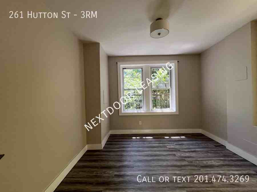 261 Hutton St #3RM - Photo 5 of 12