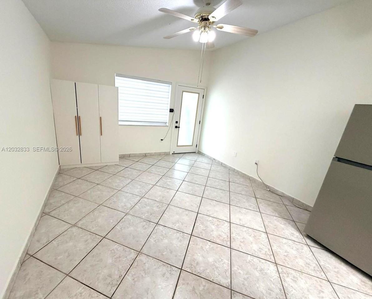 8859 Nw 110th Ln #REAR - Photo 4 of 11