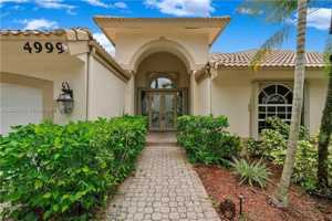 featured image of 4999 Chardonnay Dr