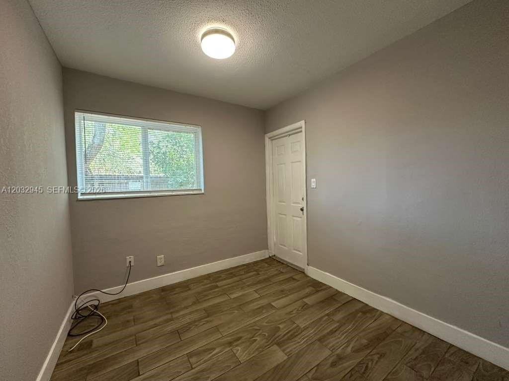 647 Nw 3rd Ave #1 - Photo 5 of 9