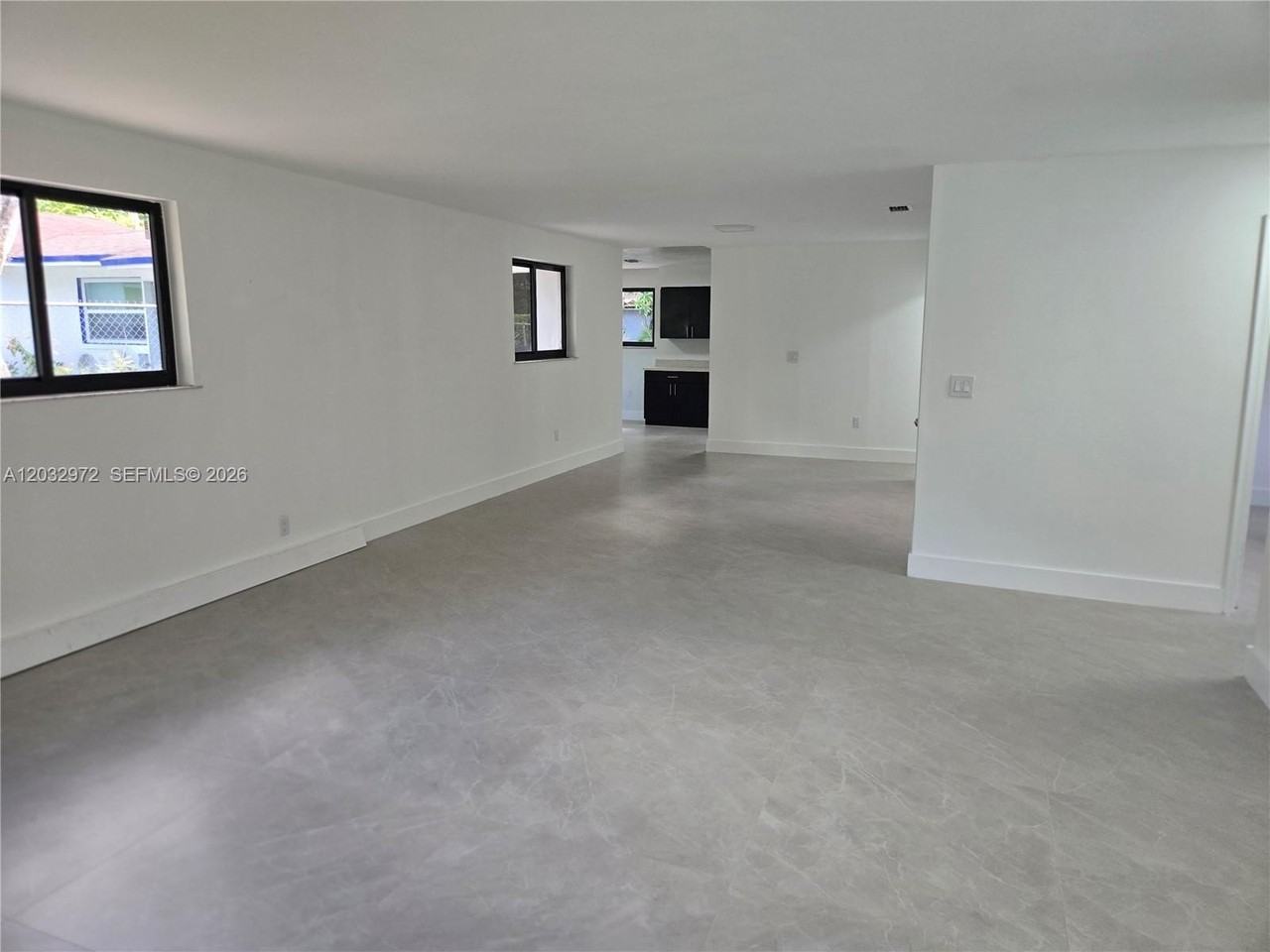 13100 Ne 3rd Ct #1 - Photo 5 of 17