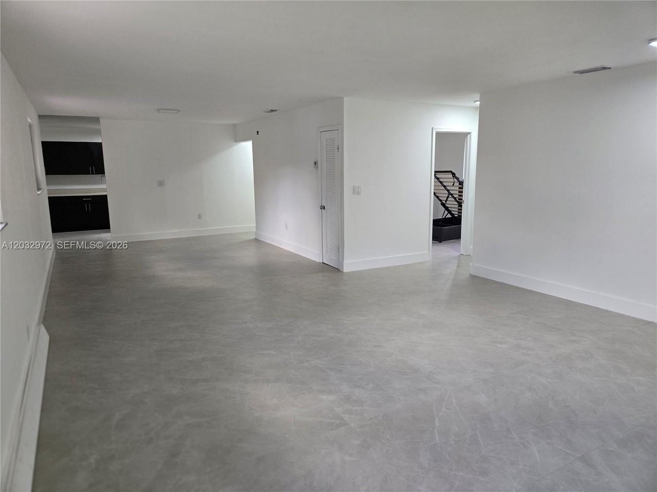 13100 Ne 3rd Ct #1 - Photo 6 of 17