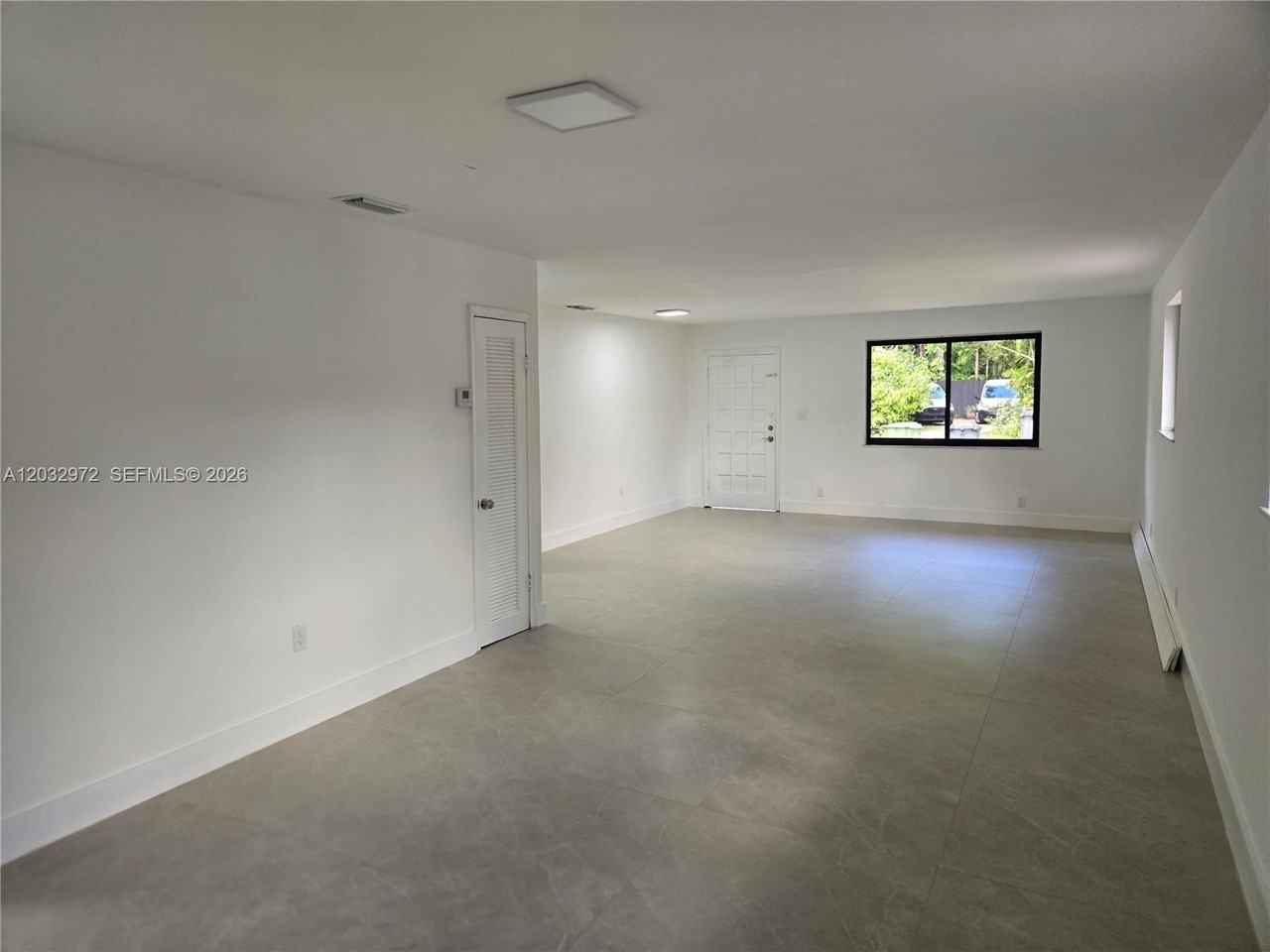 13100 Ne 3rd Ct #1 - Photo 7 of 17
