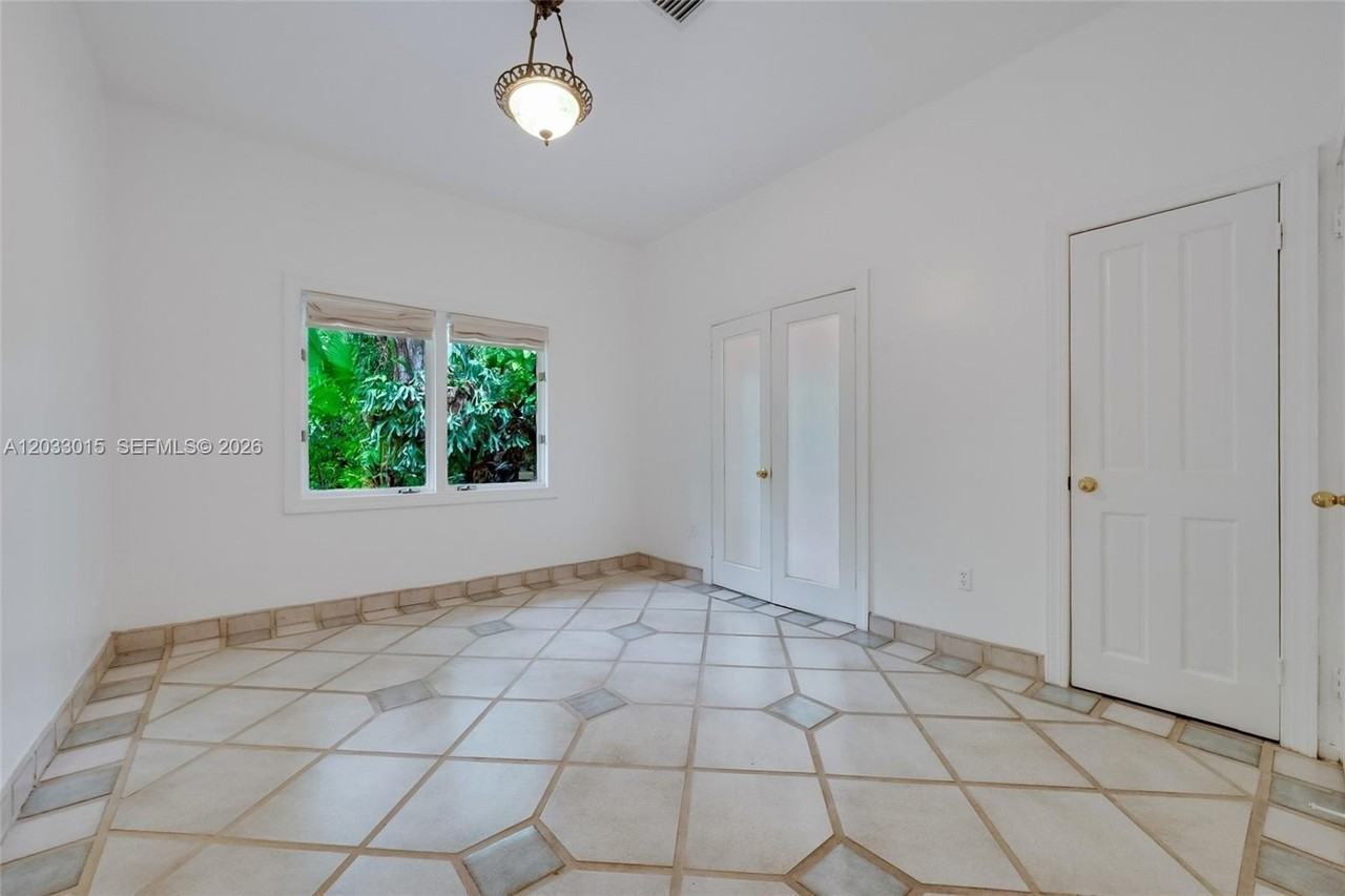3797 El Prado Blvd - Photo 4 of 22