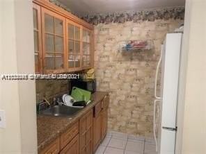 4655 Palm Ave #315 - Photo 3 of 7